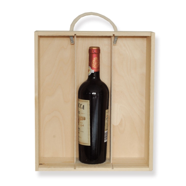 Wooden box with sliding lid for 3 bottles